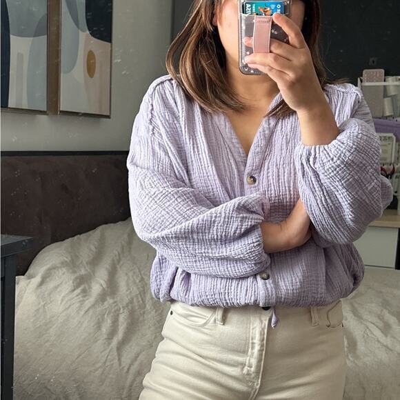 FREE PEOPLE Buttoned Front Gauze Lavender Crop Blouse. Size XS - Picture 2 of 11